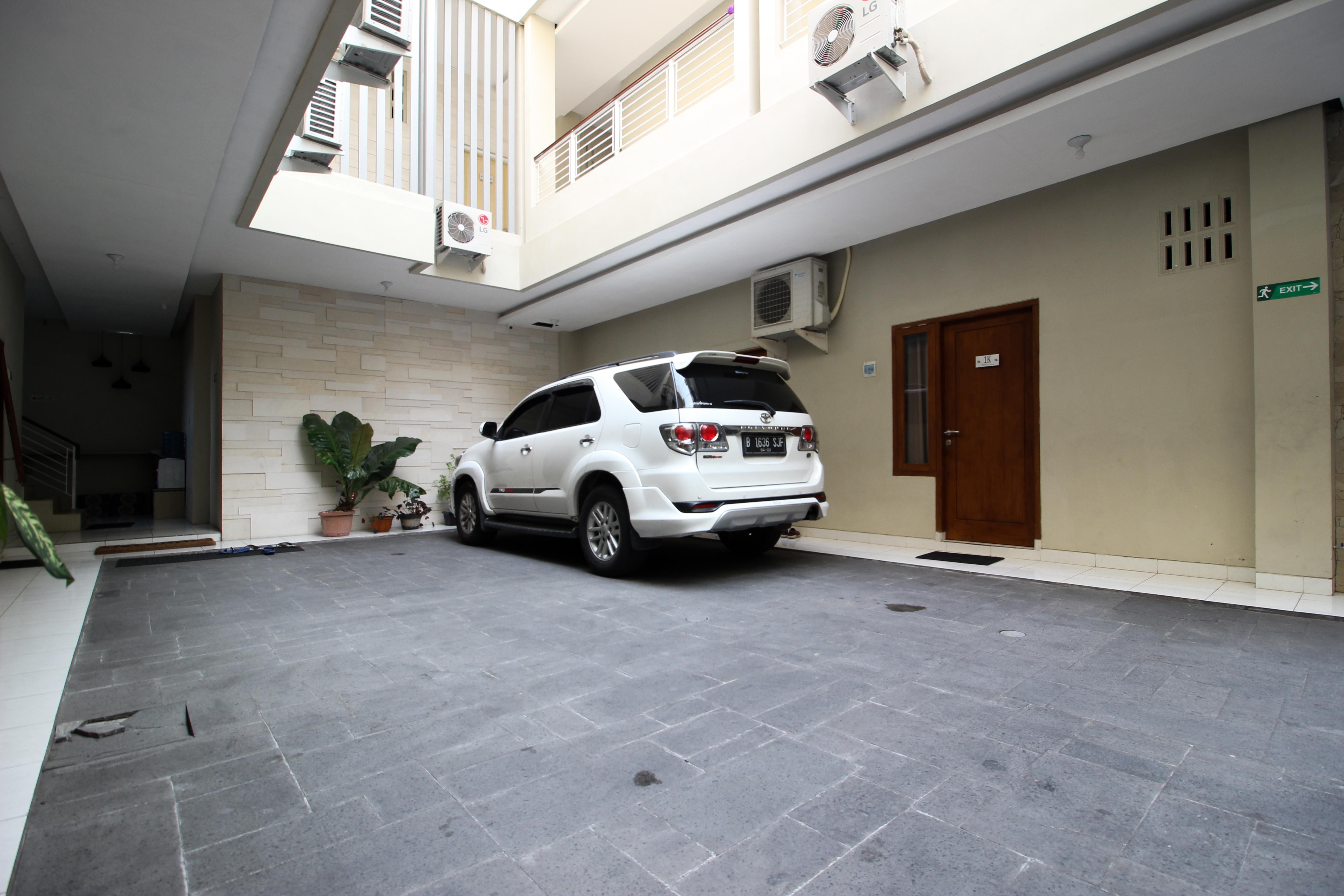 RedDoorz Plus near UPN Jogjakarta 2 Maguwo Bagian luar foto